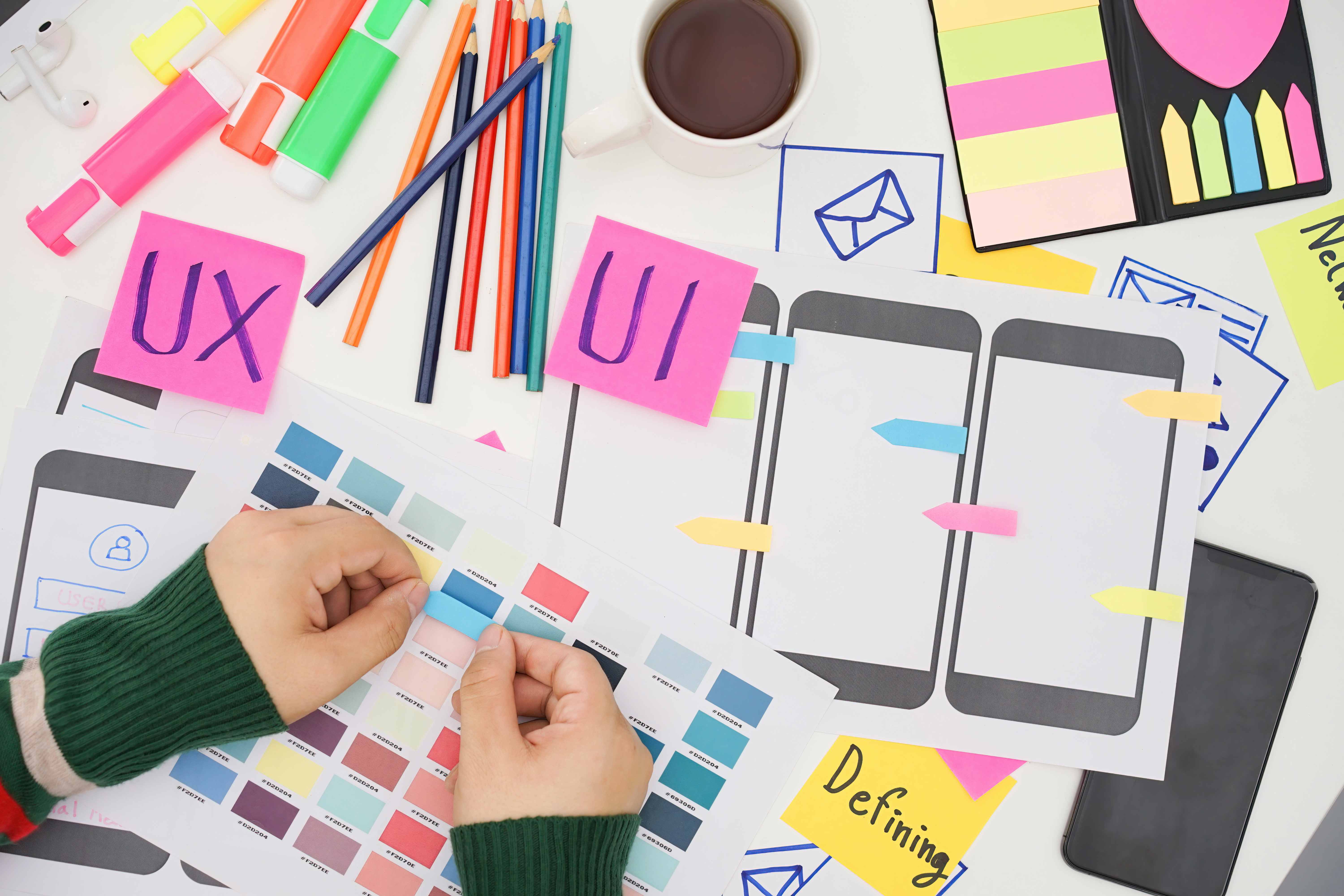 Как стать UX/UI дизайнером: практические советы и ресурсы